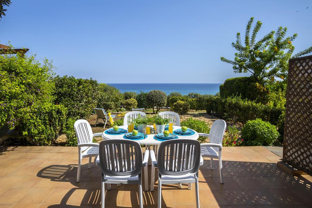 Protaras Beachfront Sirina Lina Suite Paralimni Exterior foto